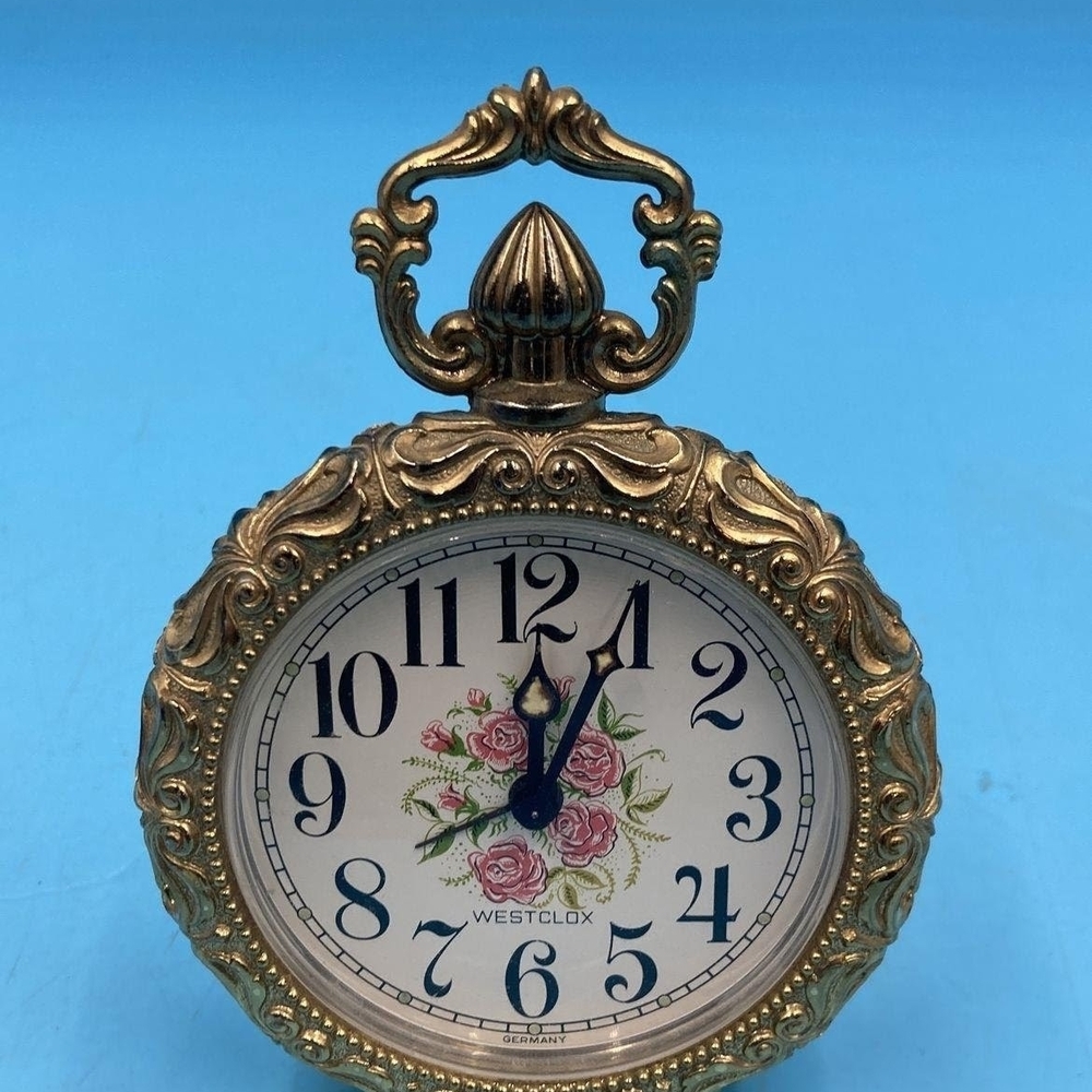 Gold Vintage Style Desk Clock